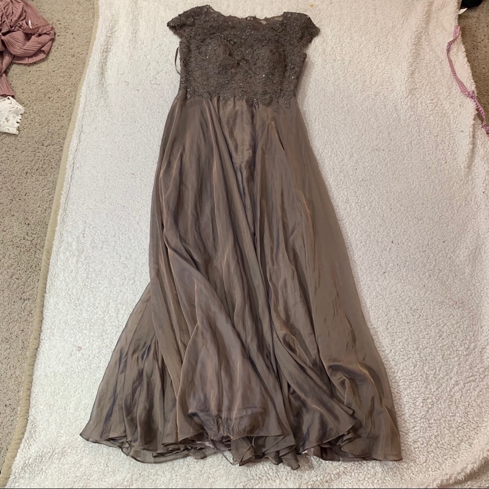 La femme ballgown embellished lace satin cocoa - Picture 2 of 8
